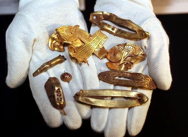 Золото и драгоценности в Стаффордшире, Англосаксонский клад, 2009 год