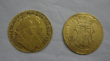 Клад золотых монет на месте старого паба