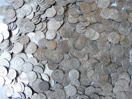 Отличный клад серебряных монет XV-XVI веков 