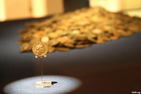 Клад золотых римских монет